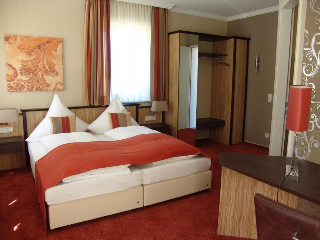 M13 Hotel Riol Værelse billede